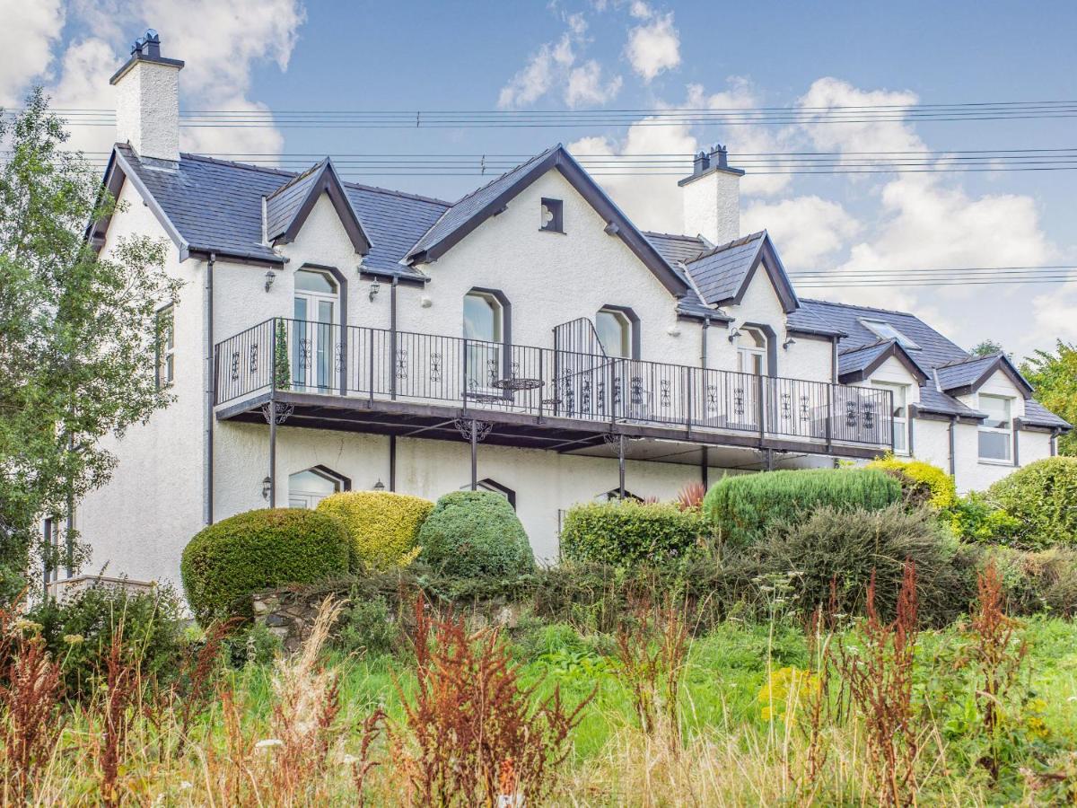 Menai View Villa Llanfairpwllgwyngyll Екстериор снимка