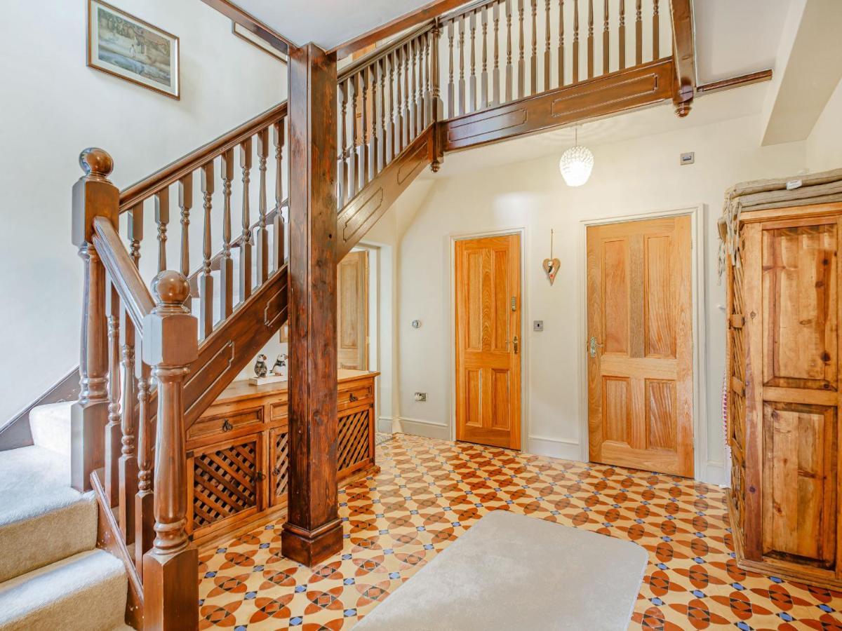 Menai View Villa Llanfairpwllgwyngyll Екстериор снимка