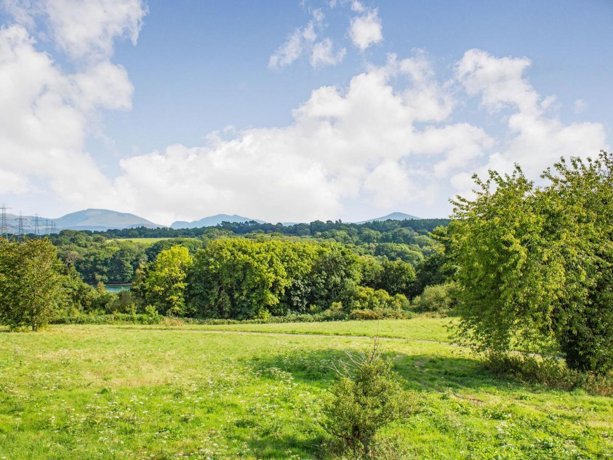 Menai View Villa Llanfairpwllgwyngyll Екстериор снимка