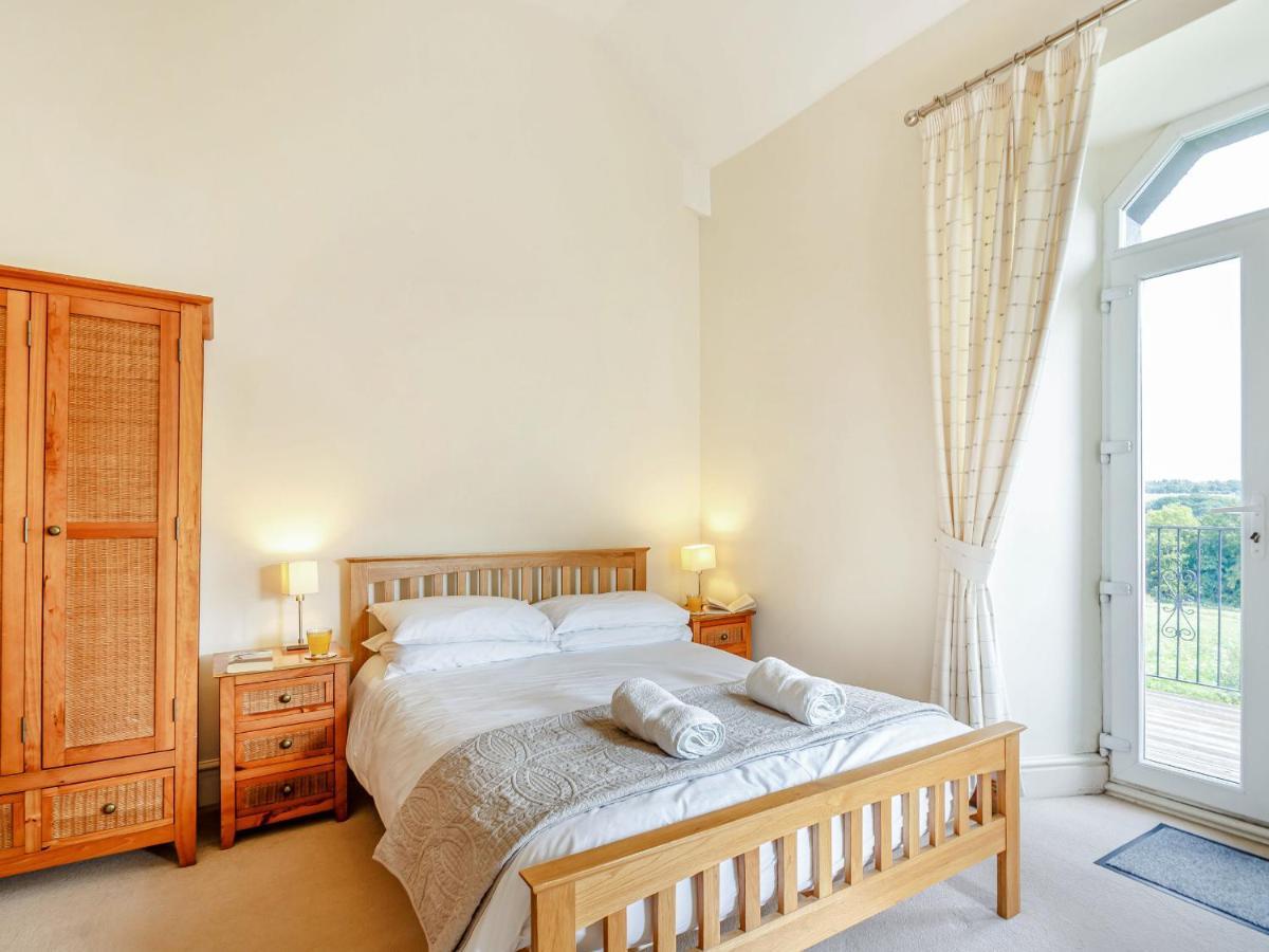 Menai View Villa Llanfairpwllgwyngyll Екстериор снимка